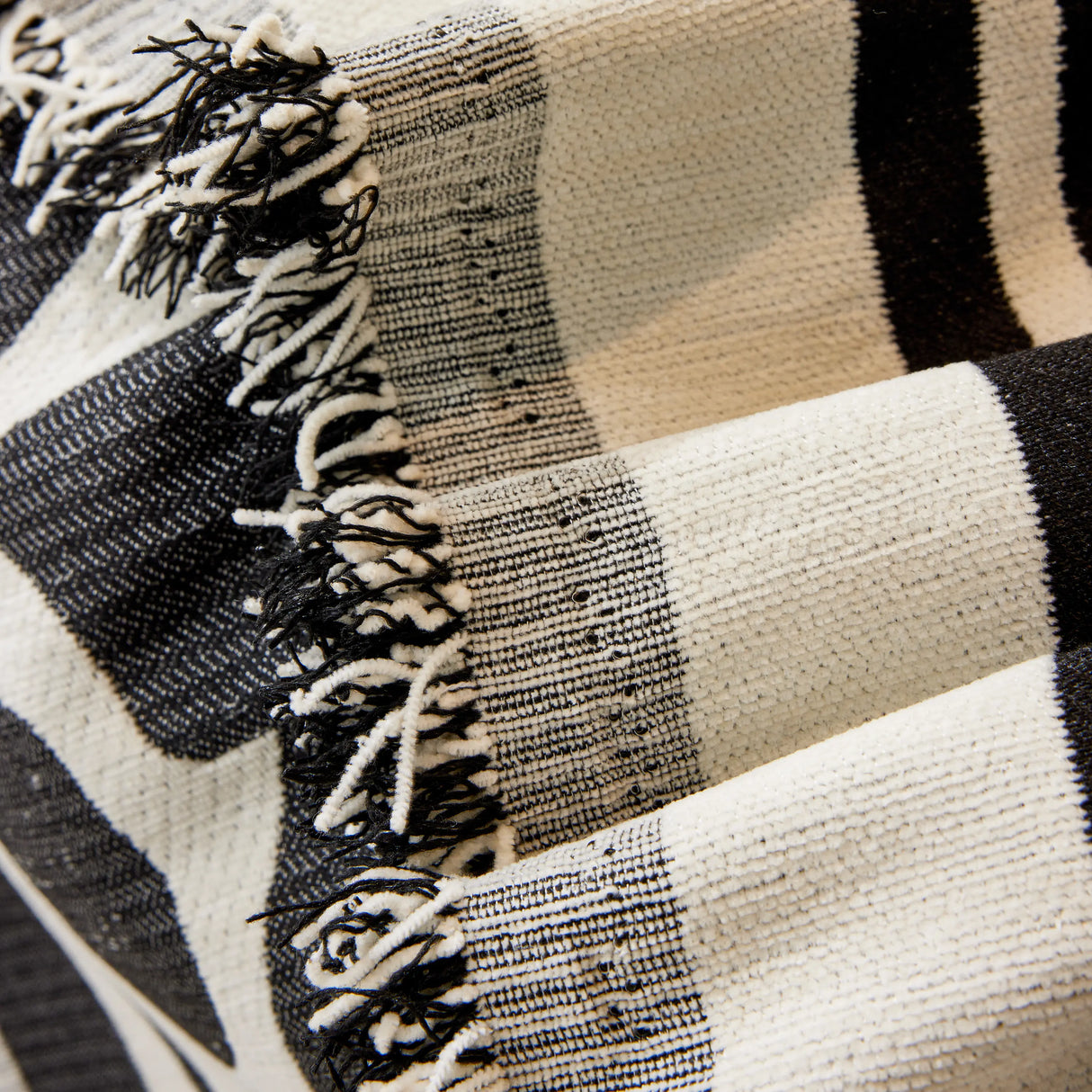 Chenille Floral Soft Thick Reversible Blanket Covers for Couch, Couch Protector Blanket Cover Sofa