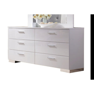 Lorimar - Dresser - White by Couch.com