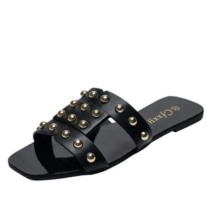 Fashion Rivet Flat Sandals for Women’s Casual Wear