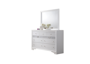 Traditional Style Queen 4 Pc Storage Bedroom Set Made with Wood in White