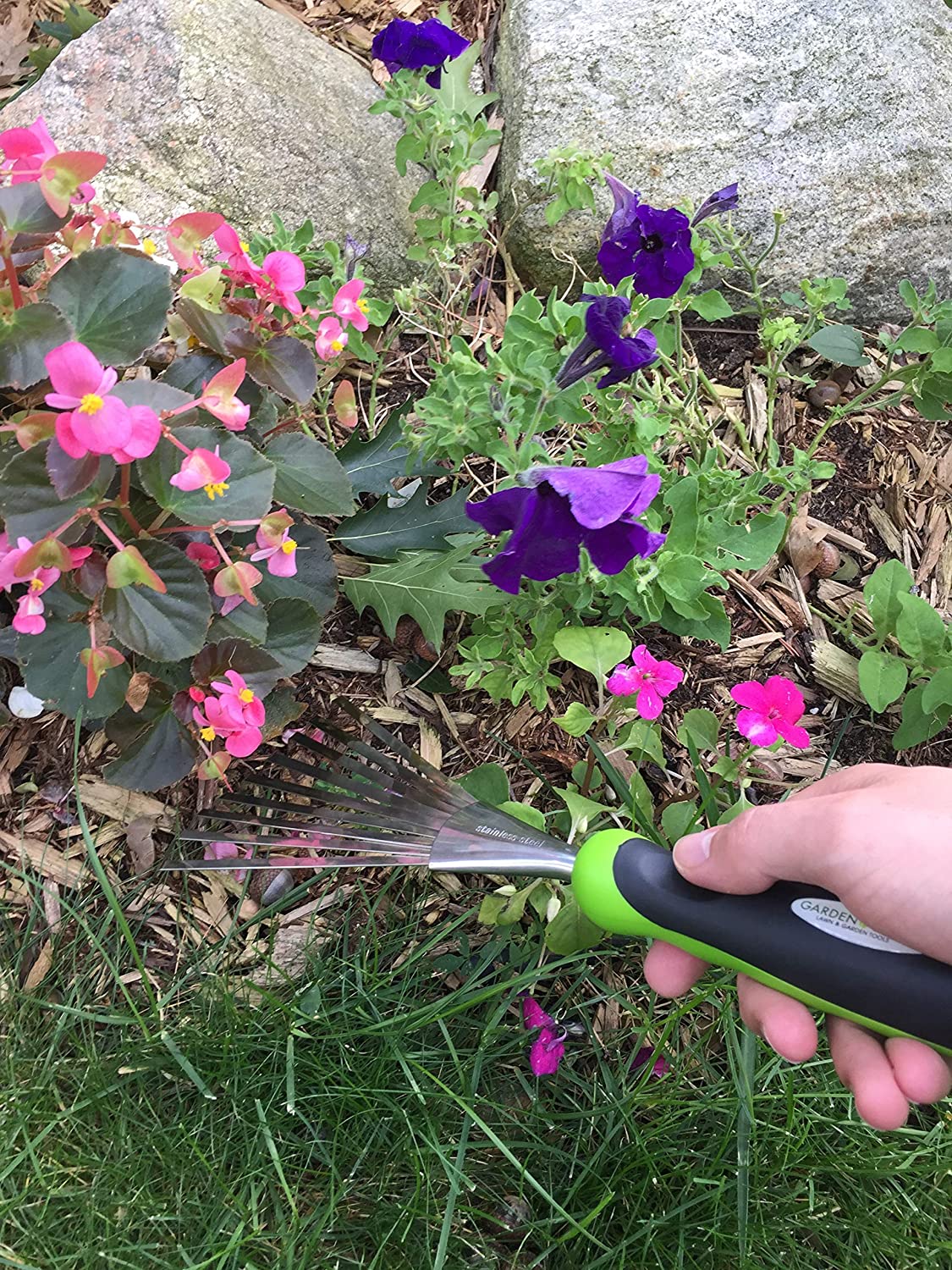 Hand Rake by Garden Guru