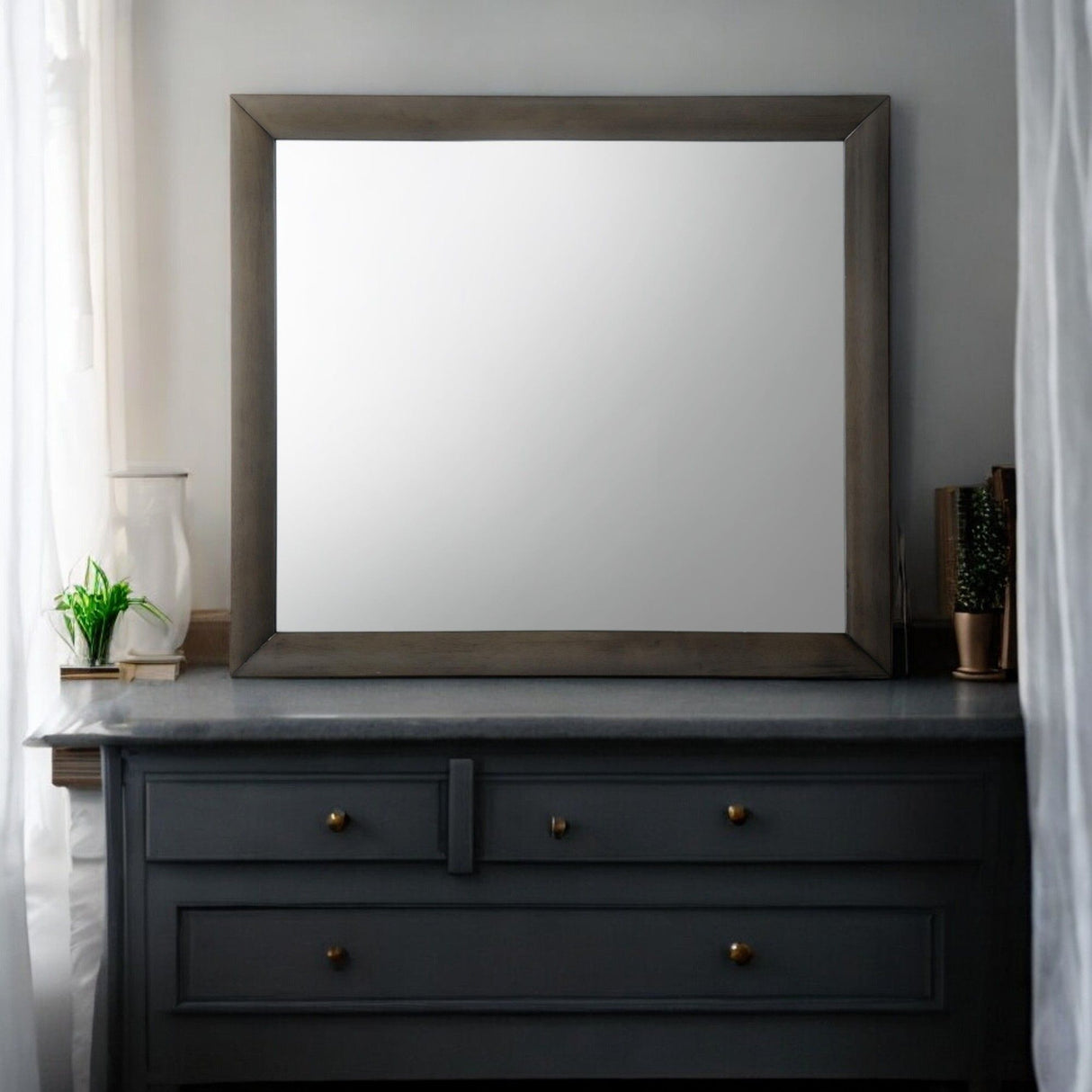 Ireland - Contemporary Design Mirror by Couch.com