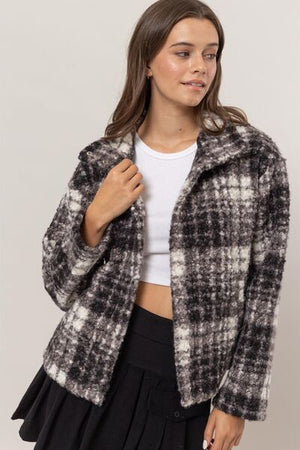 Timeless Plaid Collared Neck Bouclé Jacket with Pockets Elegant Retro Outerwear Women Jacket