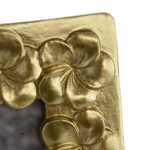 Vintage Photo Frame & Flower Design by Couch.com