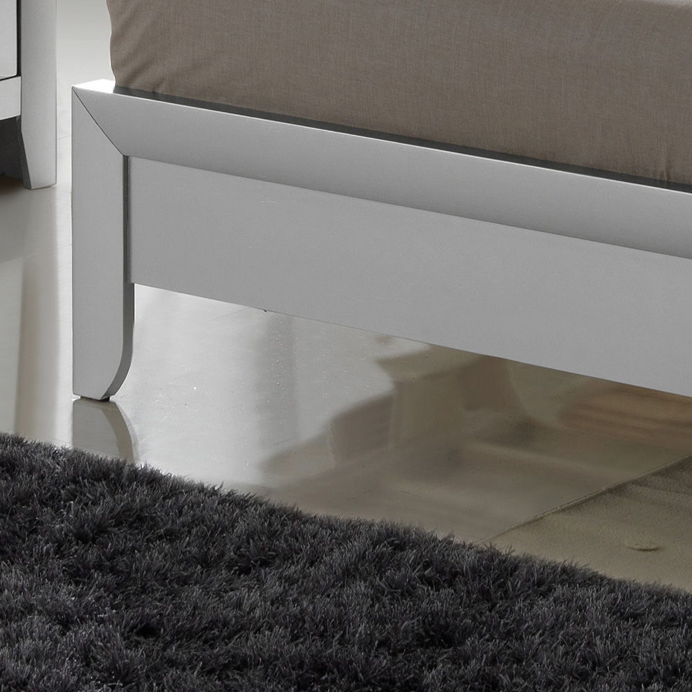 Marilla - Panel Bed by Couch.com