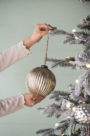 Christmas Ball Ornaments, Glass Decorative Hanging Ball Christmas Tree Ornaments For Holiday Party Decorations (Set of 4) - Silver by Couch.com