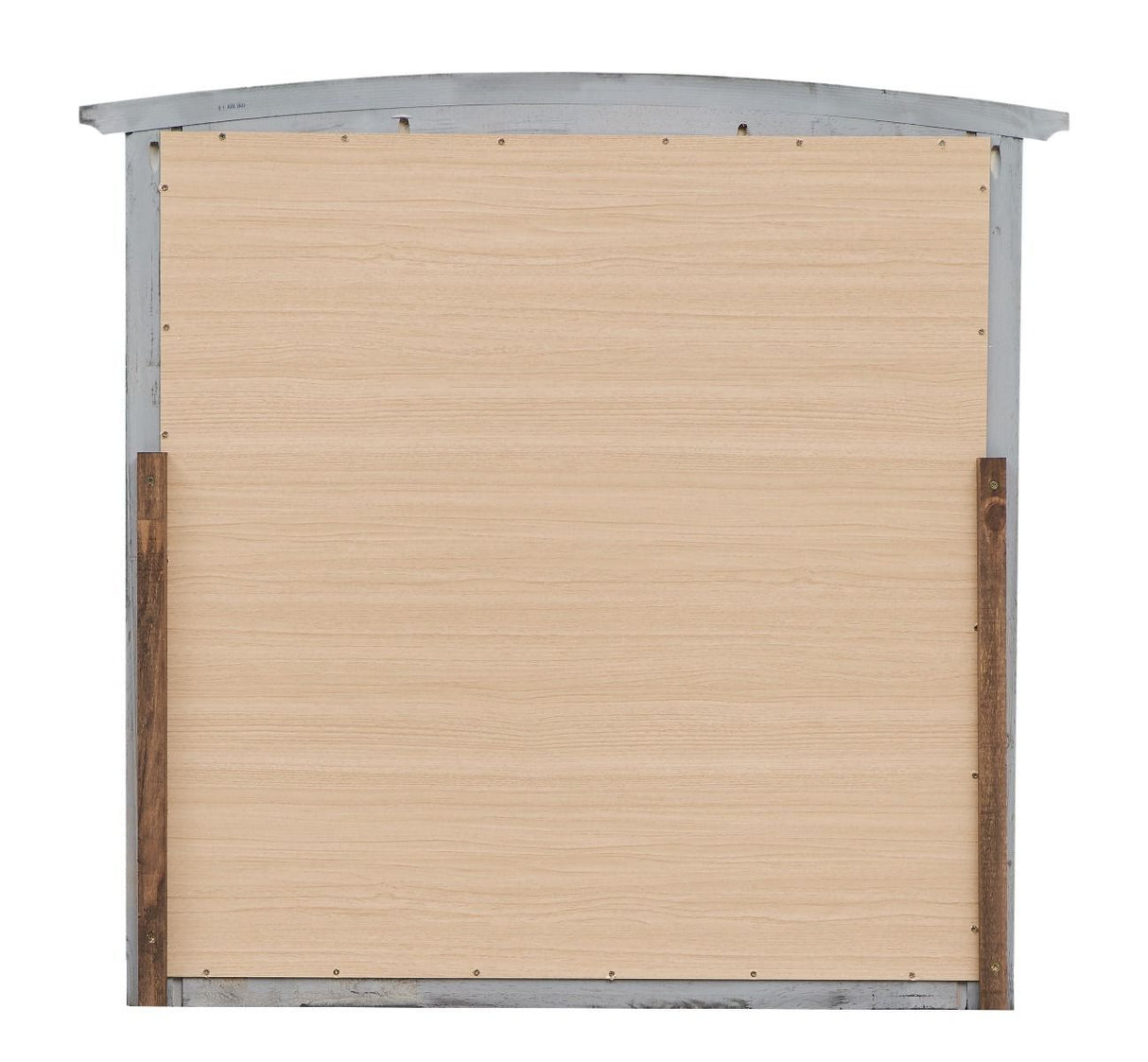 Elegant Wall Mirror by Couch.com