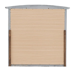 Elegant Wall Mirror by Couch.com