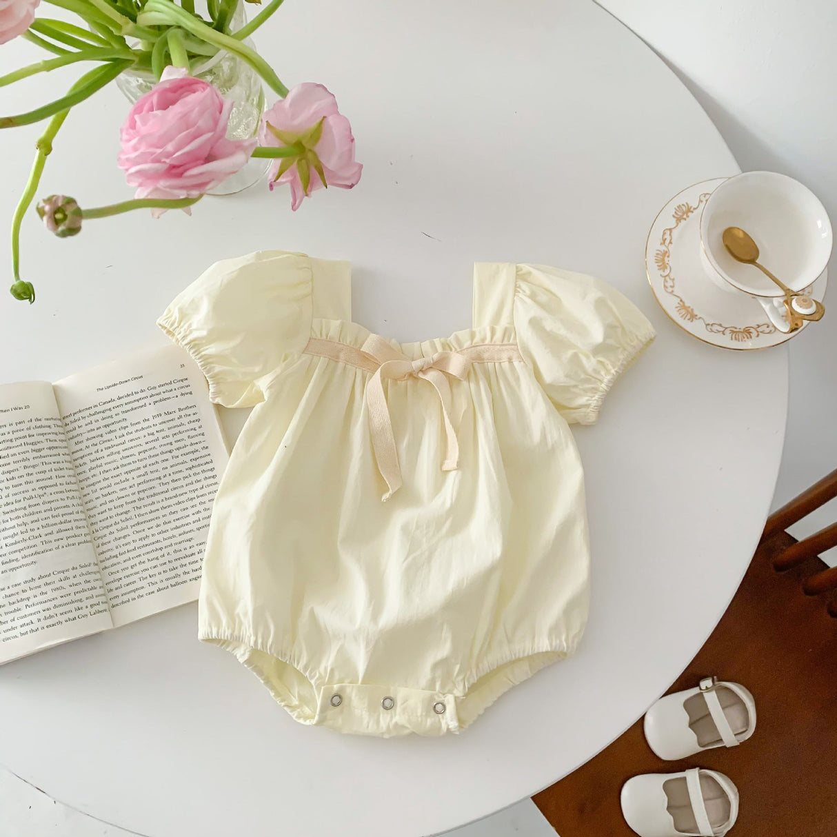 Small Floral Bow Baby Girl Bubble Sleeve Harness Crawl Clothes