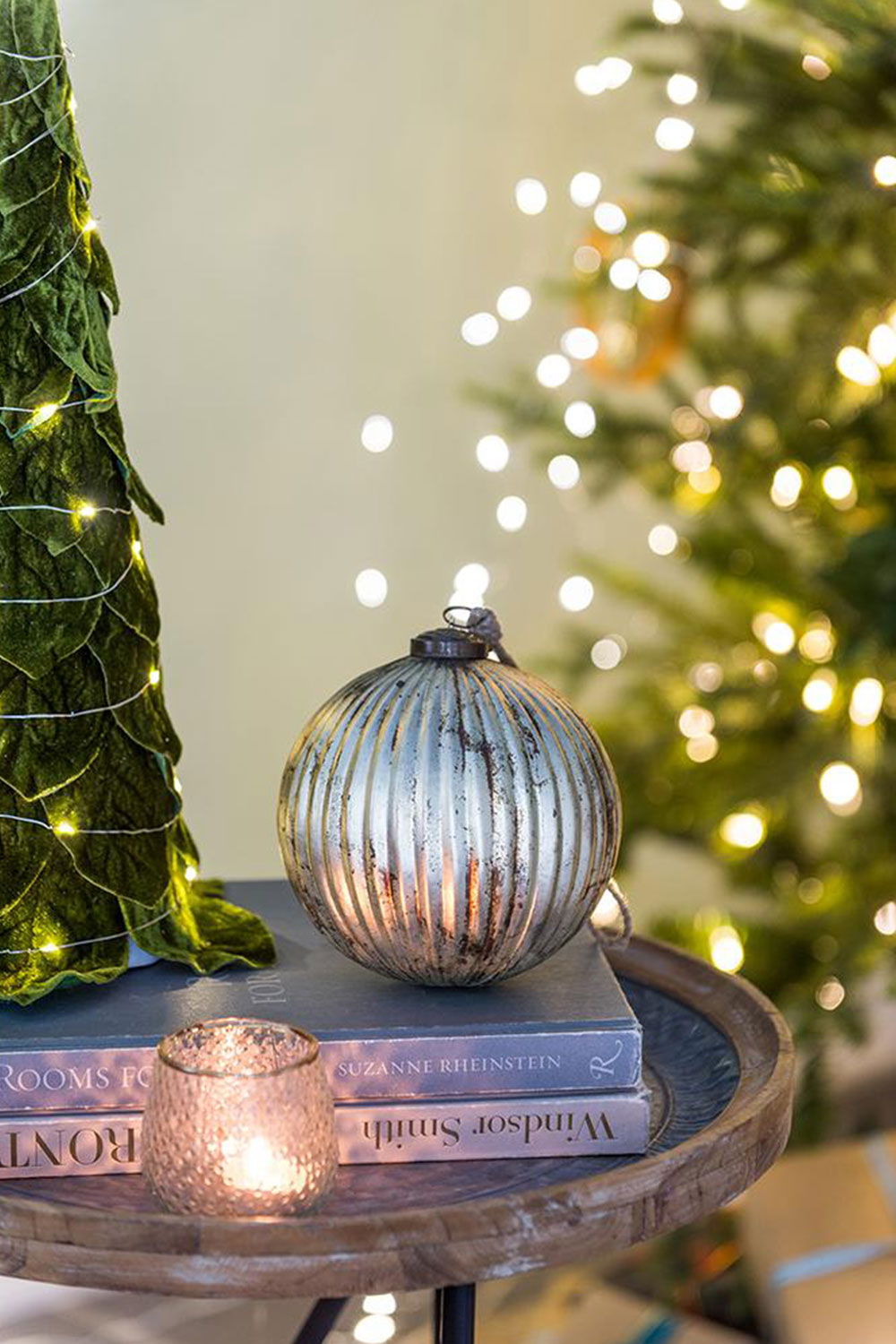 Christmas Ball Ornaments, Glass Decorative Hanging Ball Christmas Tree Ornaments For Holiday Party Decorations (Set of 4) - Silver by Couch.com