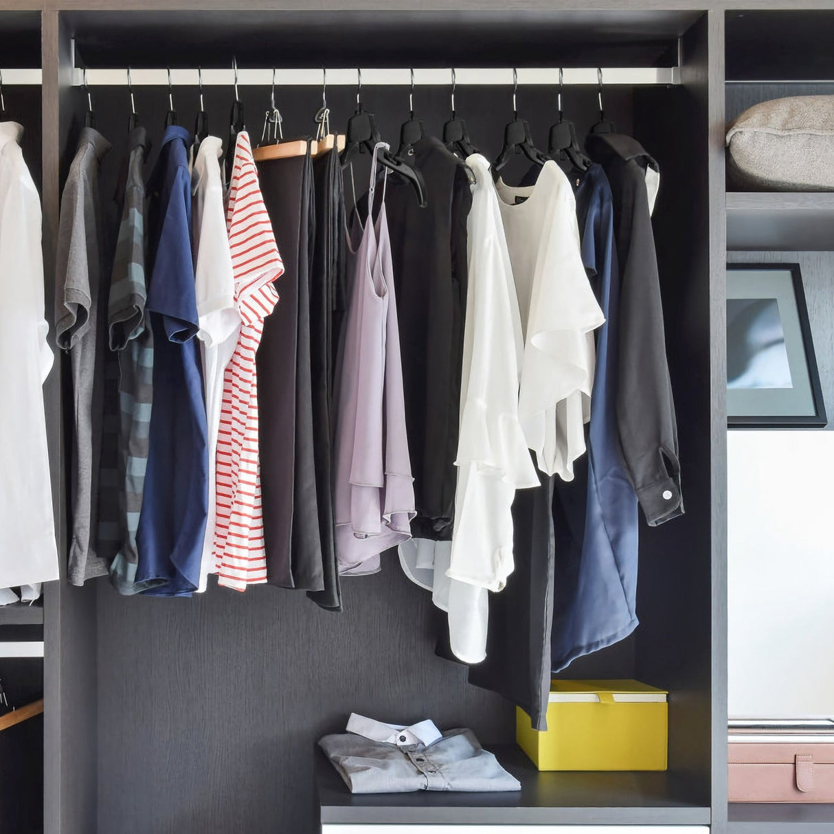 10 Pack Clothes Hangers Non-Slip by DirectDeals