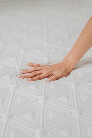 10" Gel Memory Foam Mattress by Couch.com