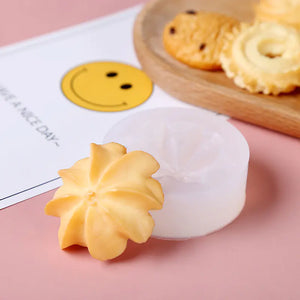 Creative Cake and Cookie Mold for Baking Decoration