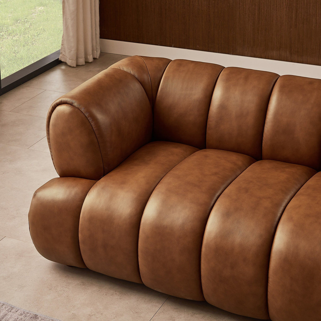 Jasmin - Elegant Upholstered Sofa by Couch.com