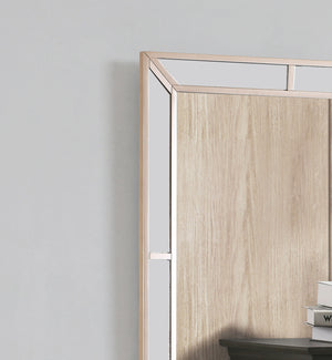 Elegant Contemporary Mirror by Couch.com