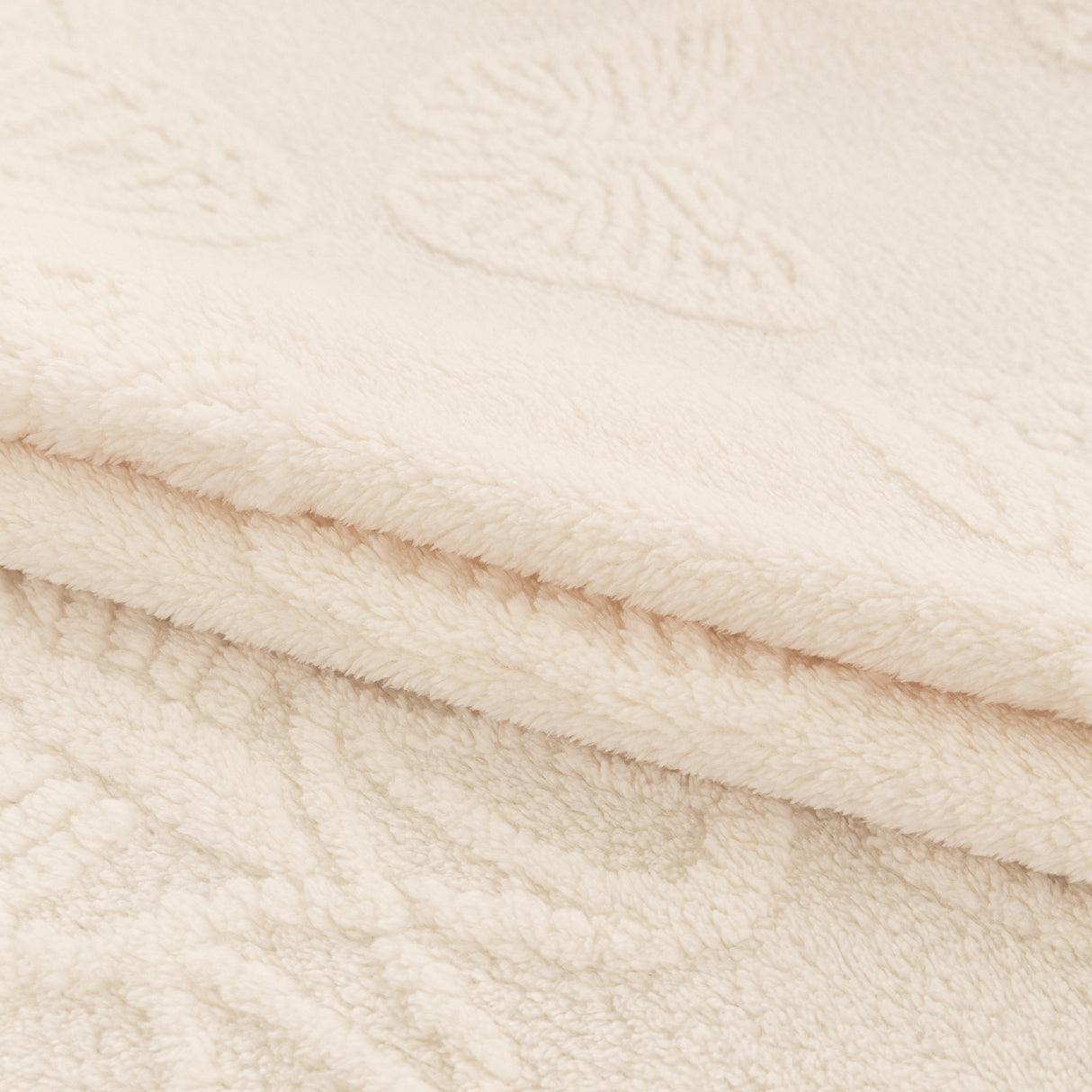 Luxury 3D Butterfly Jacquard Sofa Throw Blanket, Ultra-Soft Plush Fleece Couch Cover