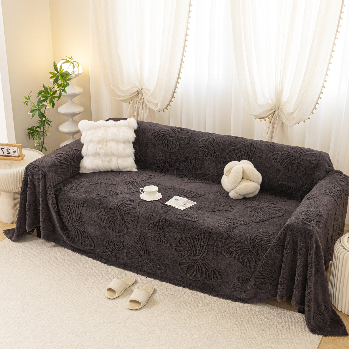 Luxury 3D Butterfly Jacquard Sofa Throw Blanket, Ultra-Soft Plush Fleece Couch Cover