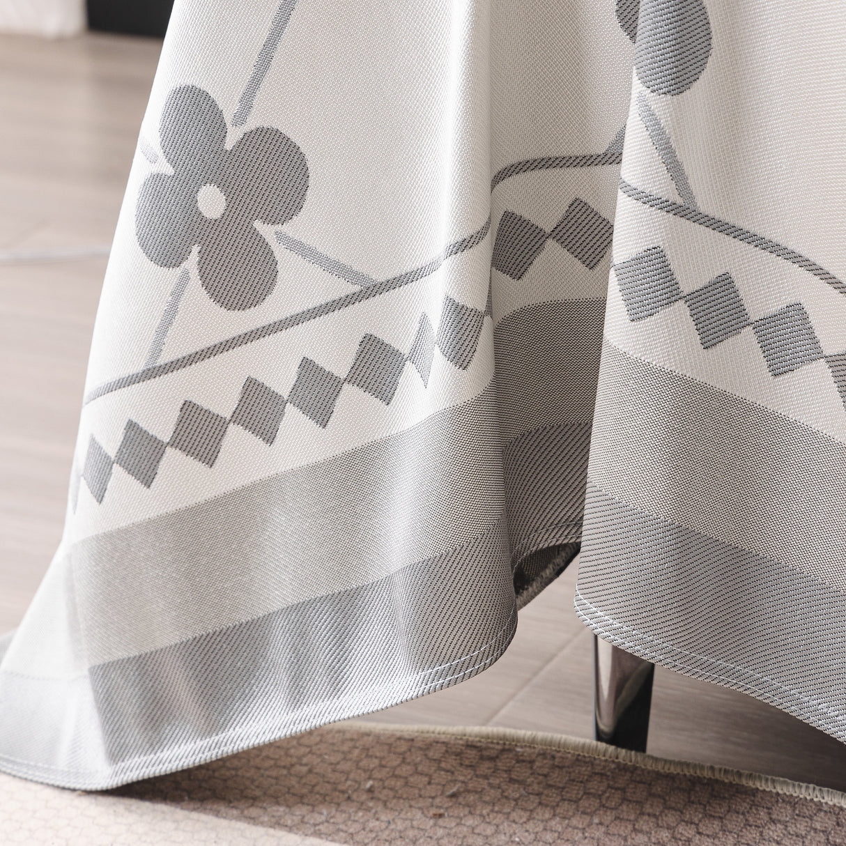 Cooling Four-Leaf Clover Hope Faith Love Luck Summer Comfy Ice Silk Furniture Throw Covers for Sofas