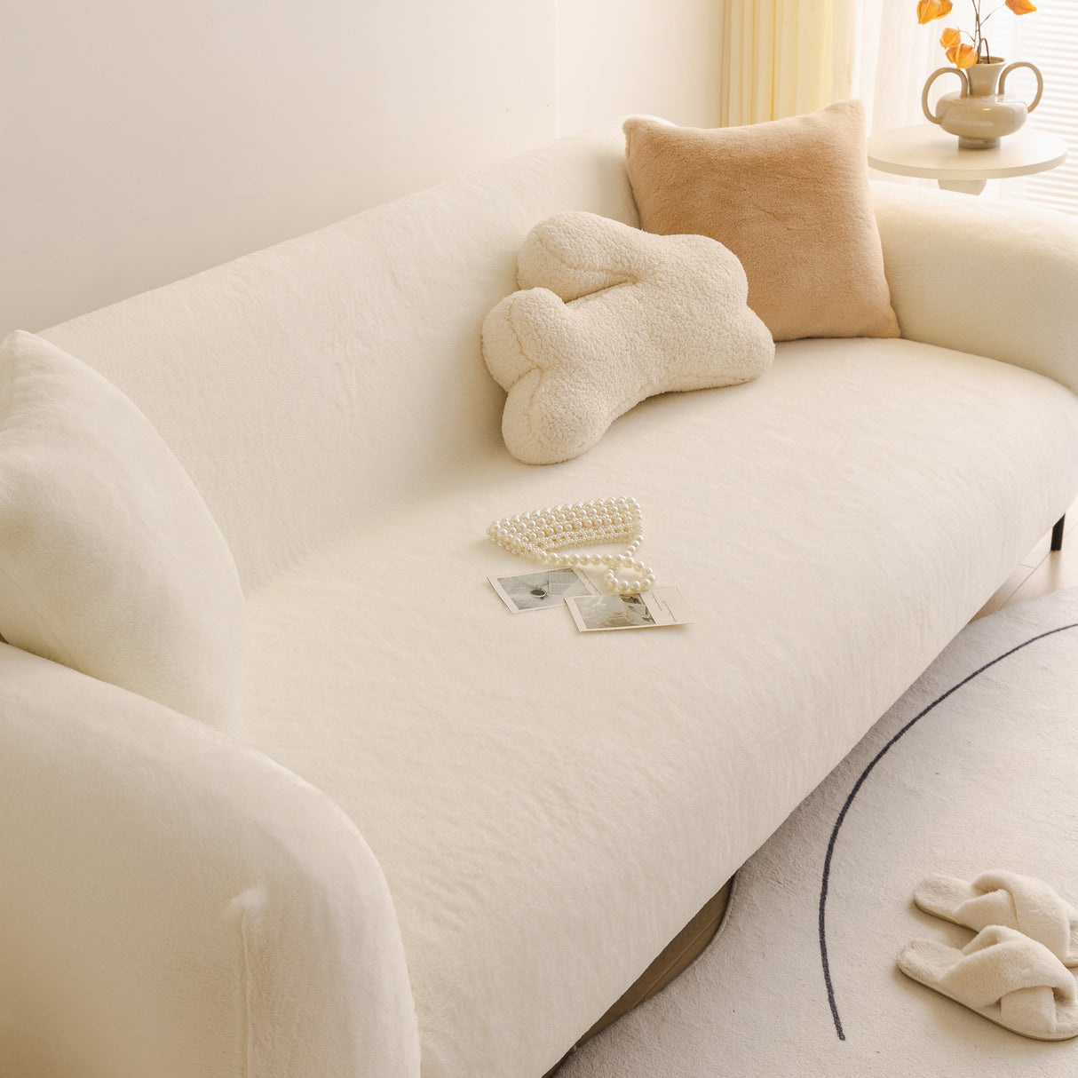 Soft Plush Warm Sofa Cover Stretchable Cozy Velvet Couch Protector for Fall & Winter