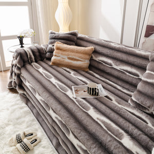 Ultra Soft Faux Fur Couch Cover – Large, Fluffy, and Elegant Sofa Throw Blanket