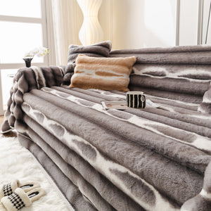 Ultra Soft Faux Fur Couch Cover – Large, Fluffy, and Elegant Sofa Throw Blanket