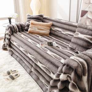 Ultra Soft Faux Fur Couch Cover – Large, Fluffy, and Elegant Sofa Throw Blanket