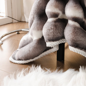 Ultra Soft Faux Fur Couch Cover – Large, Fluffy, and Elegant Sofa Throw Blanket