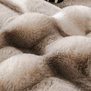 Ultra Soft Faux Fur Couch Cover – Large, Fluffy, and Elegant Sofa Throw Blanket