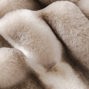 Ultra Soft Faux Fur Couch Cover – Large, Fluffy, and Elegant Sofa Throw Blanket