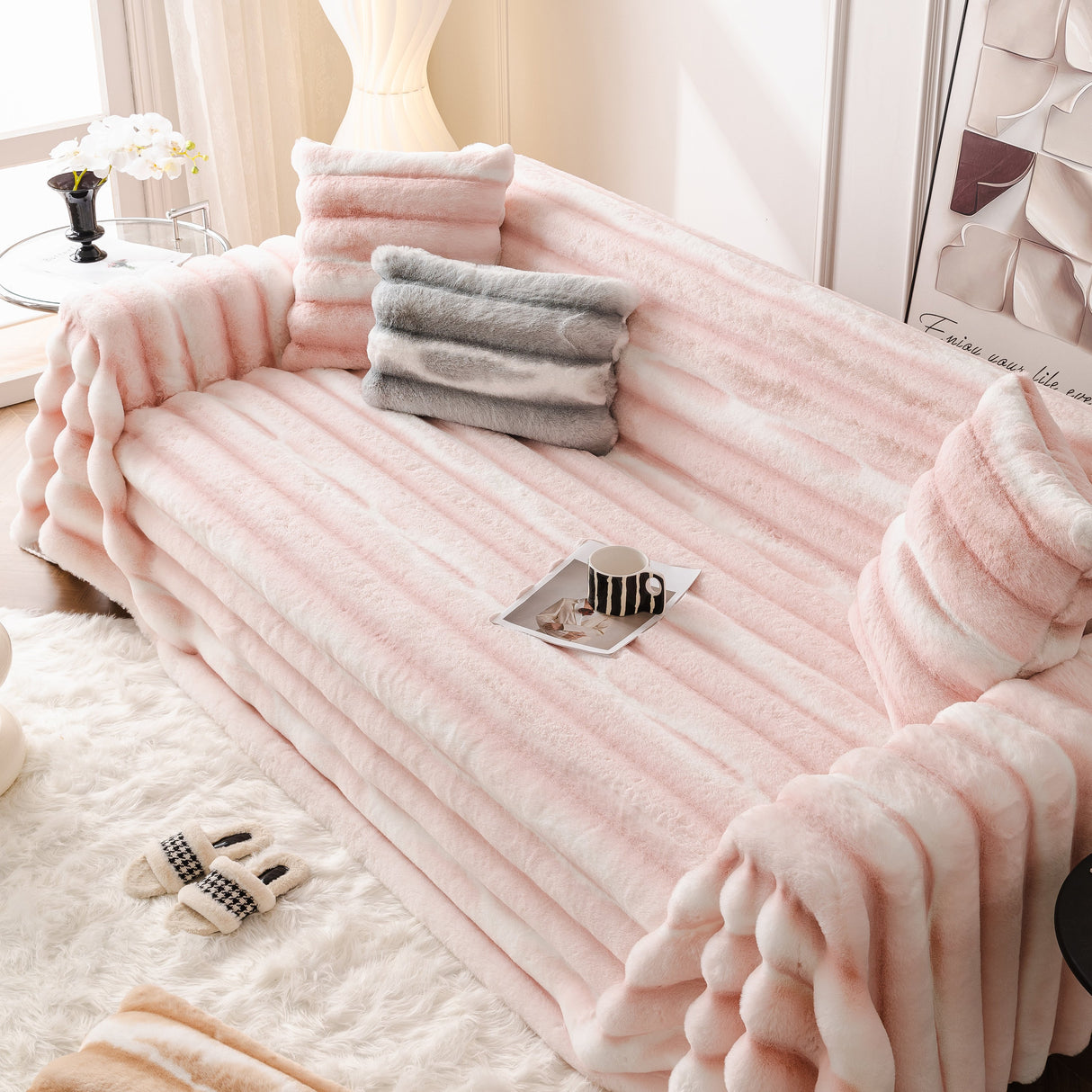 Ultra Soft Faux Fur Couch Cover – Large, Fluffy, and Elegant Sofa Throw Blanket