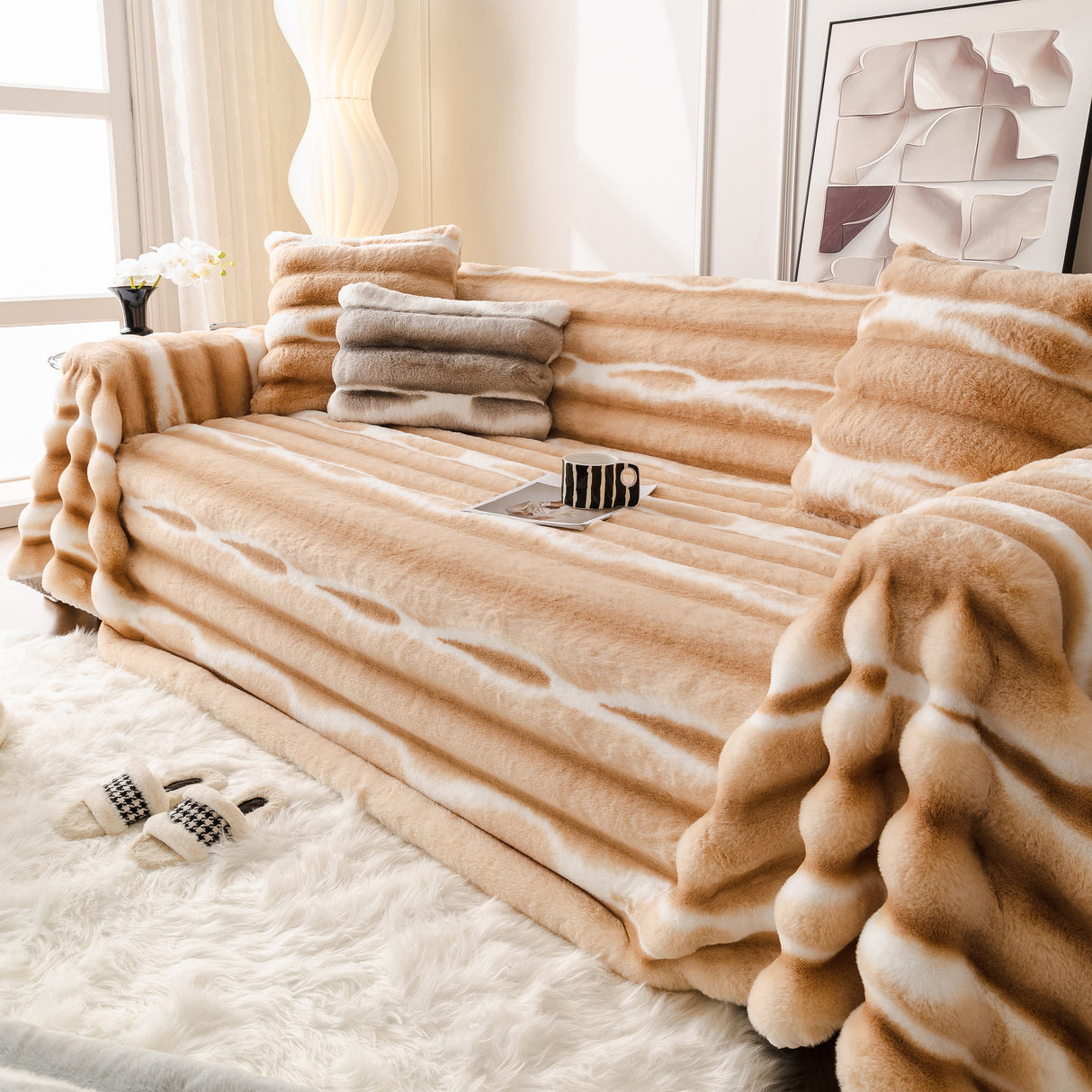 Ultra Soft Faux Fur Couch Cover – Large, Fluffy, and Elegant Sofa Throw Blanket
