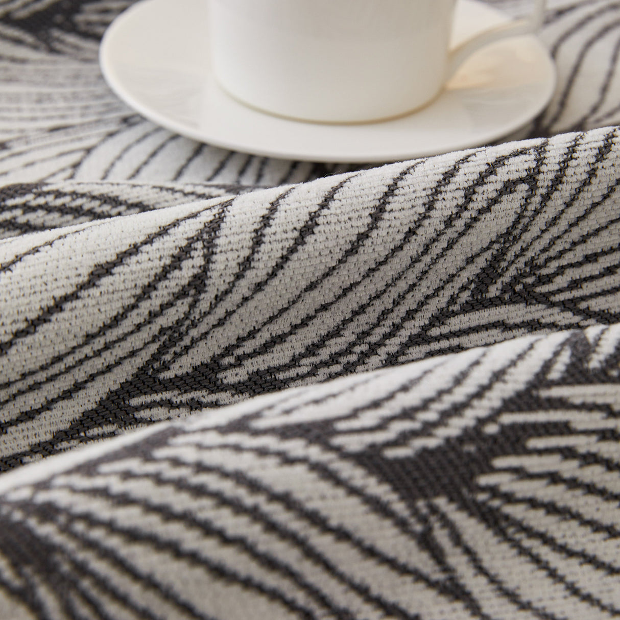 Leaf Universal Furniture Protector Chenille Couch Cover, Large Couch Cover Blanket for Couch Sofa