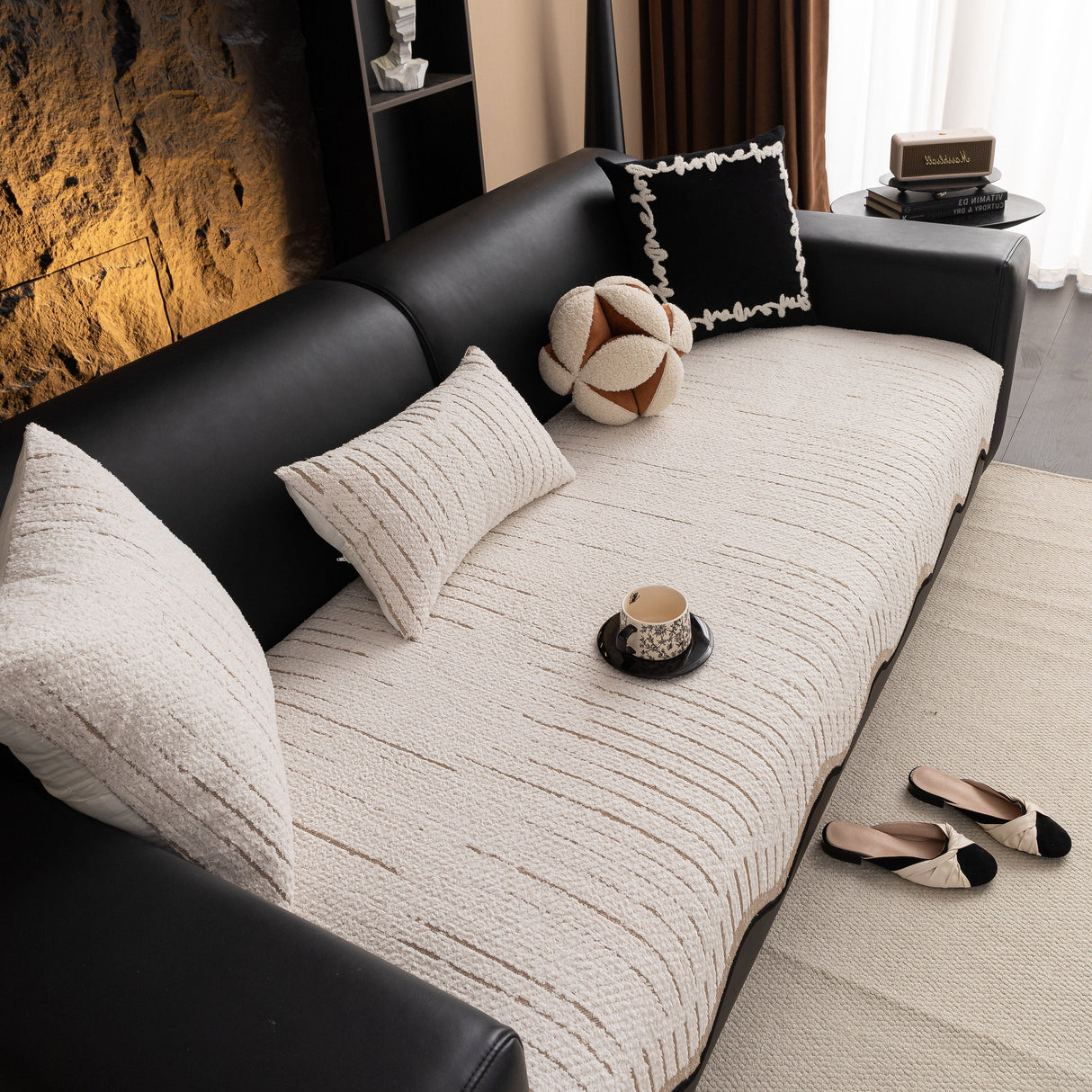 Textured Sofa Seat Cover with Wave Edge – Non-Slip, Washable Couch Throw Protector