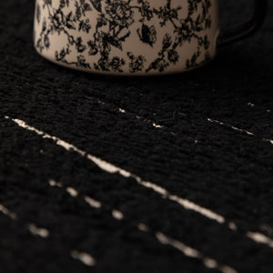 Textured Sofa Seat Cover with Wave Edge – Non-Slip, Washable Couch Throw Protector