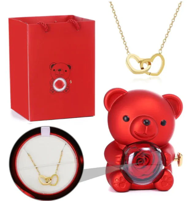 Lux Clover Necklace in Gift Box