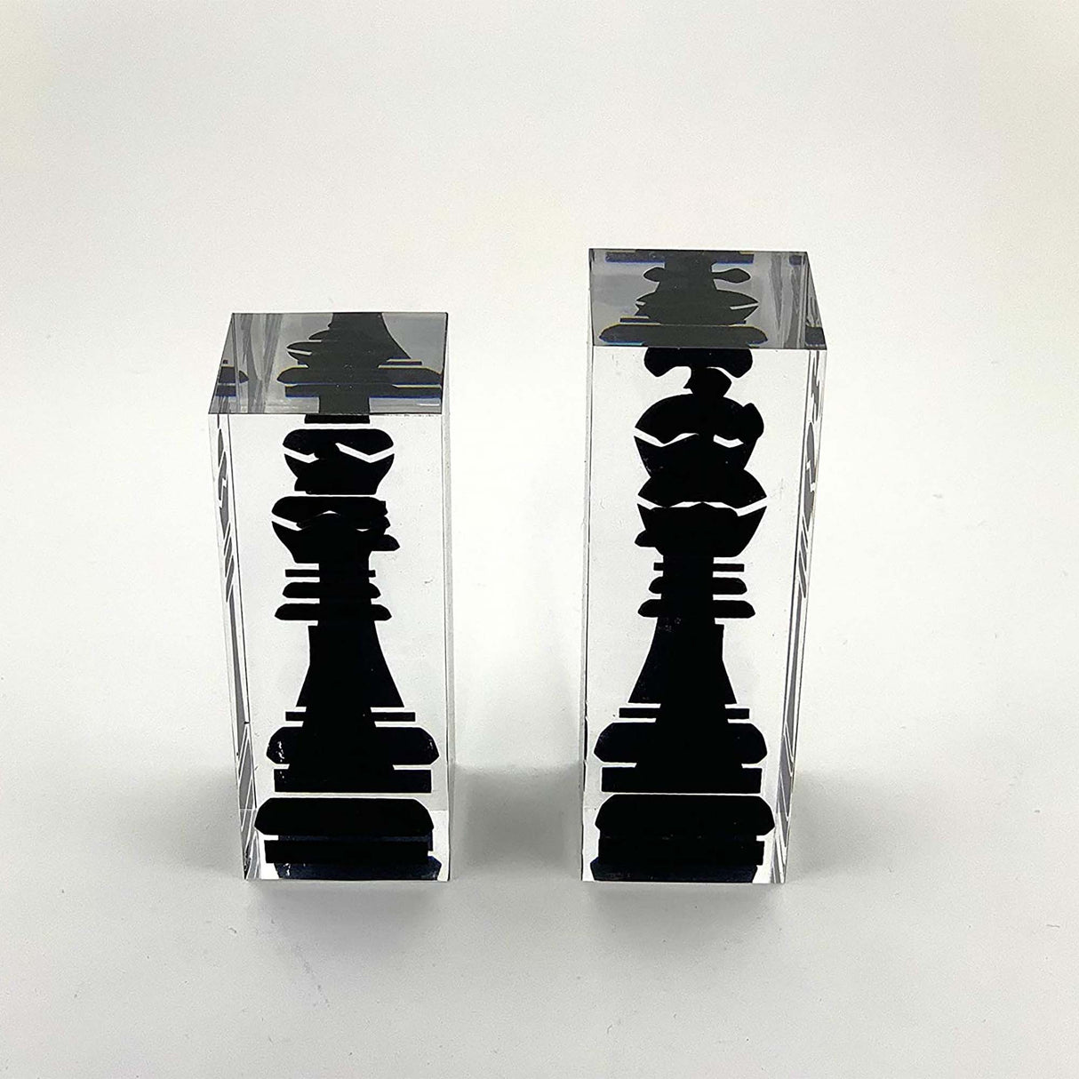 Infinity Lucite 17-Inch Lucite Chess Set by Pursonic