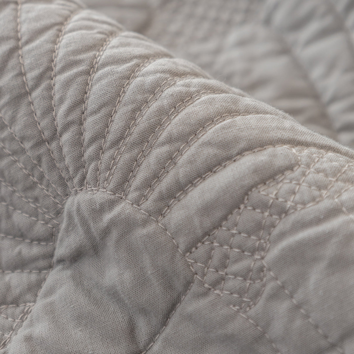 Embossed Leaf Cotton Quilted Sofa Cover Non-Slip Couch Protector with Thick Padding