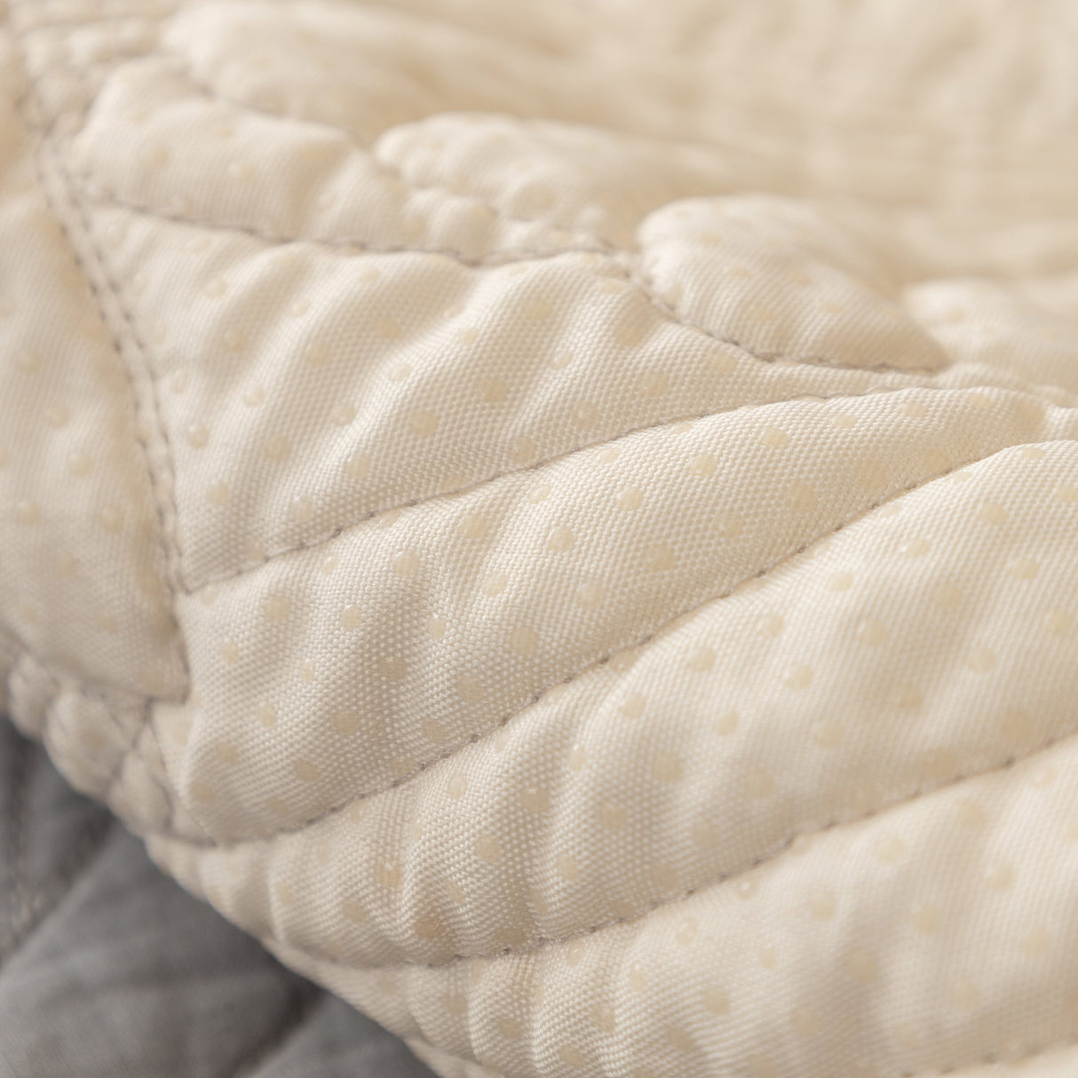 Embossed Leaf Cotton Quilted Sofa Cover Non-Slip Couch Protector with Thick Padding