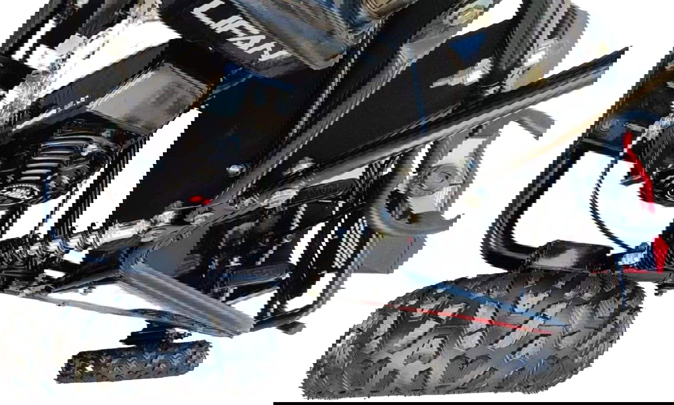 TrailMaster Cheetah 3 Kids Mini Go Kart, 80cc gas engine, seat belt, Kids Ages 4-9