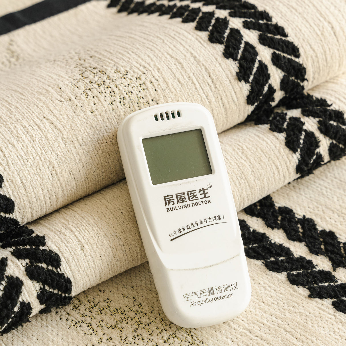 Non-Slip Sofa Cover with Thick Chenille Texture Woven Stripe Couch Protector Throw