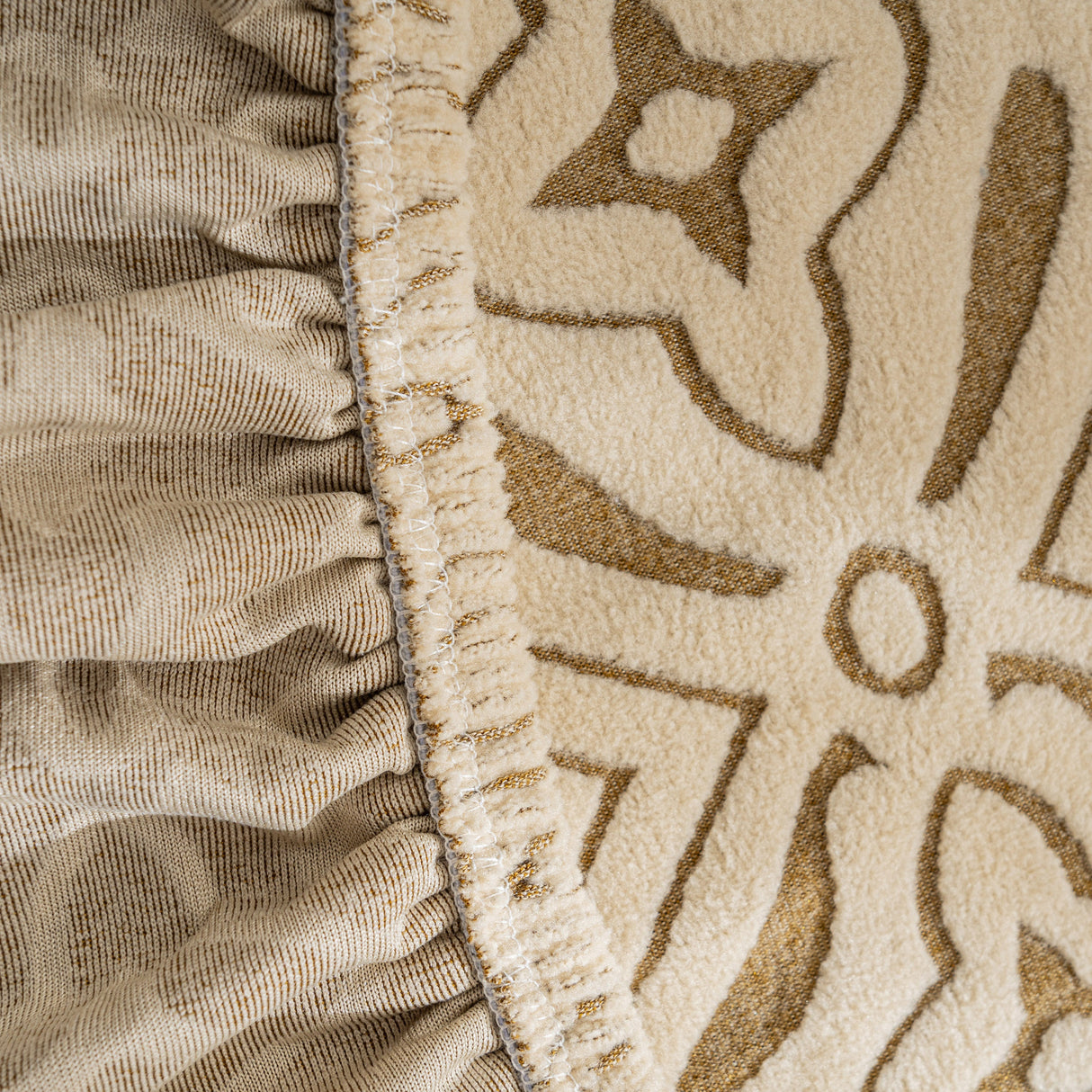 3D Jacquard Geometric Sofa Cover, High Stretch Soft Polar Fleece Slipcover for Couch