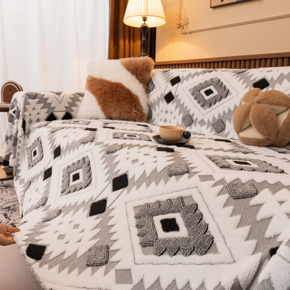 Bohemian Tufted Sofa Cover, Soft Sherpa Fleece Throw Blanket with 3D Aztec Geometric