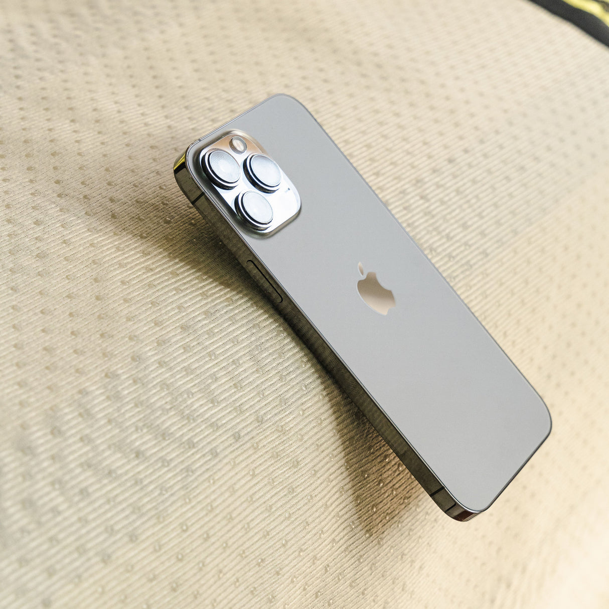 Non-Slip Sofa Cover with Thick Chenille Texture Woven Stripe Couch Protector Throw