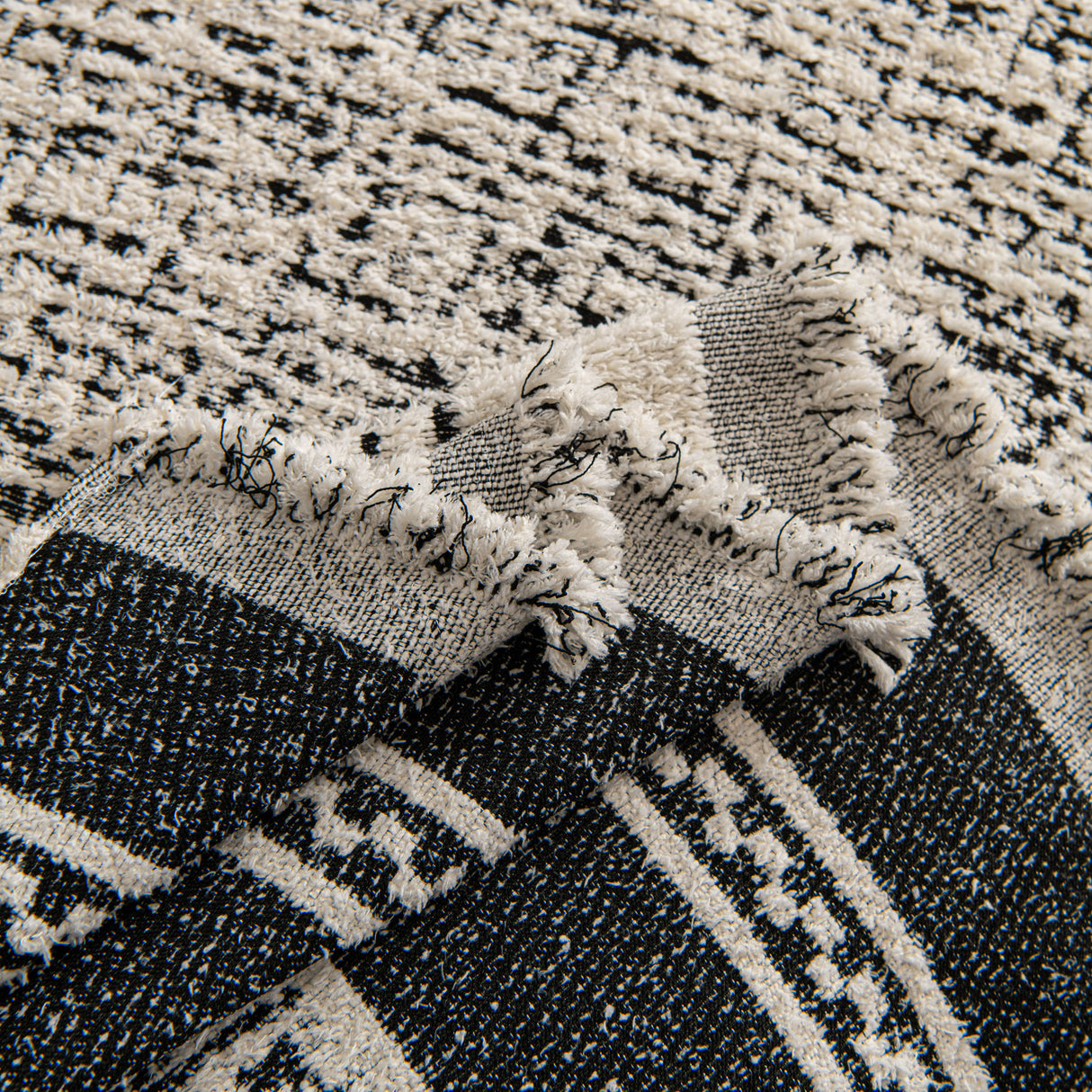 Textured Woven Furniture Protector for Couch, Rustic Farmhouse Sofa Throw Blanket