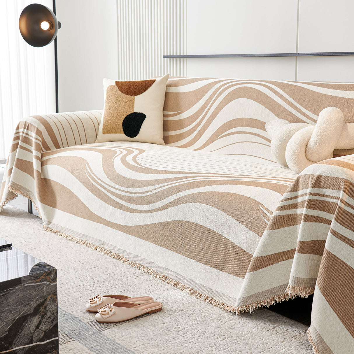 Soft Cozy Curved Throw Blankets for Couch, Sofa, Bed, Travel, Decorative Blankets for Women, Men, Kids Gift