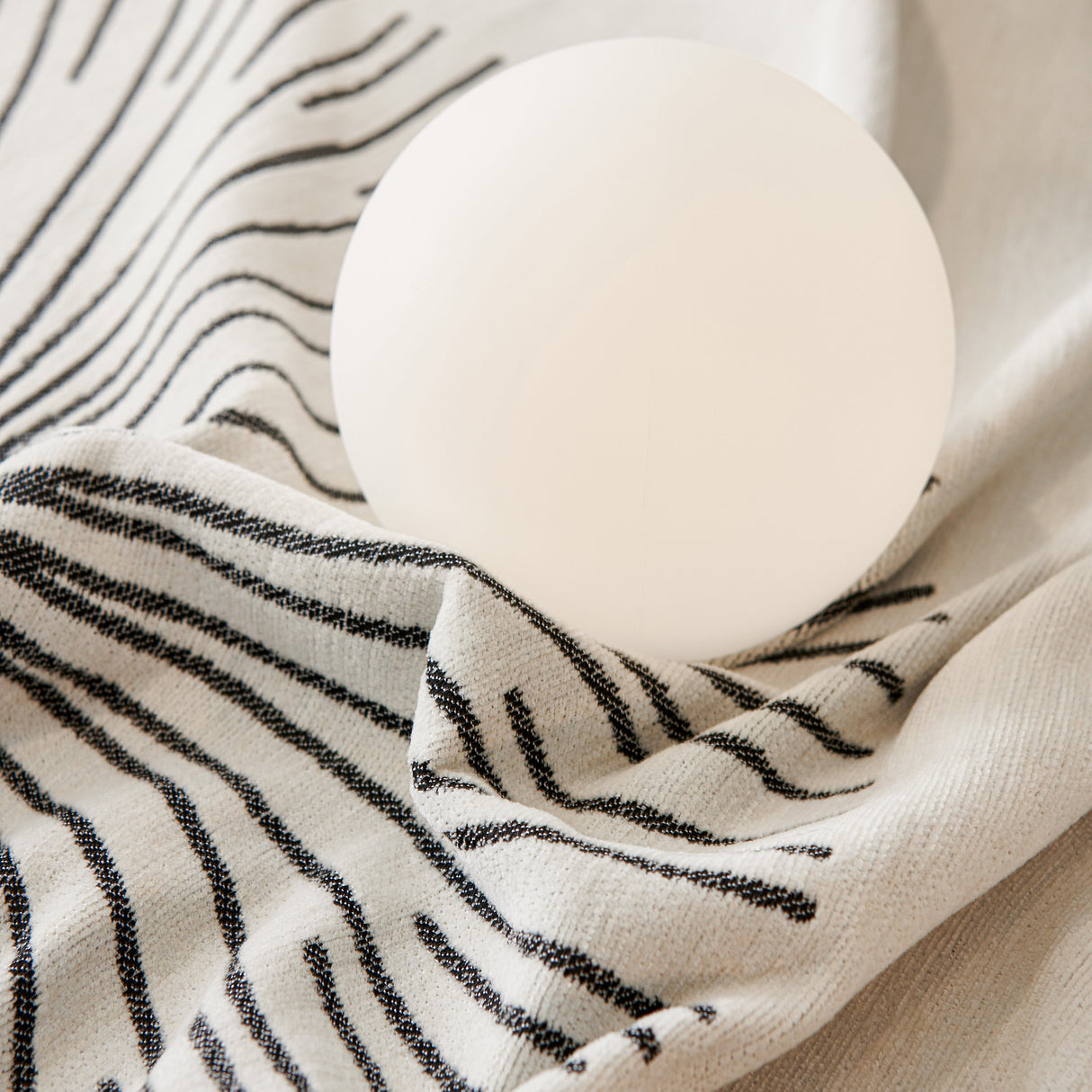 Dandelion Reversible Striped Couch Throw Cover for Living Room Pet Sofa Slipcovers Couch Protector