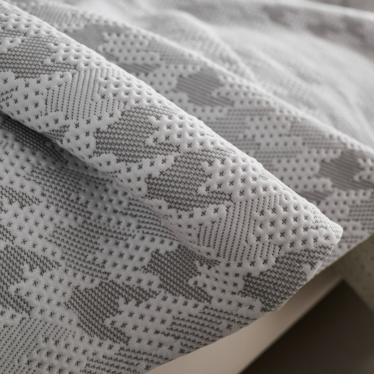 Houndstooth Non Slip Sofa Covers for Sofas Luxury Extra Large Blanket to Cover Couch