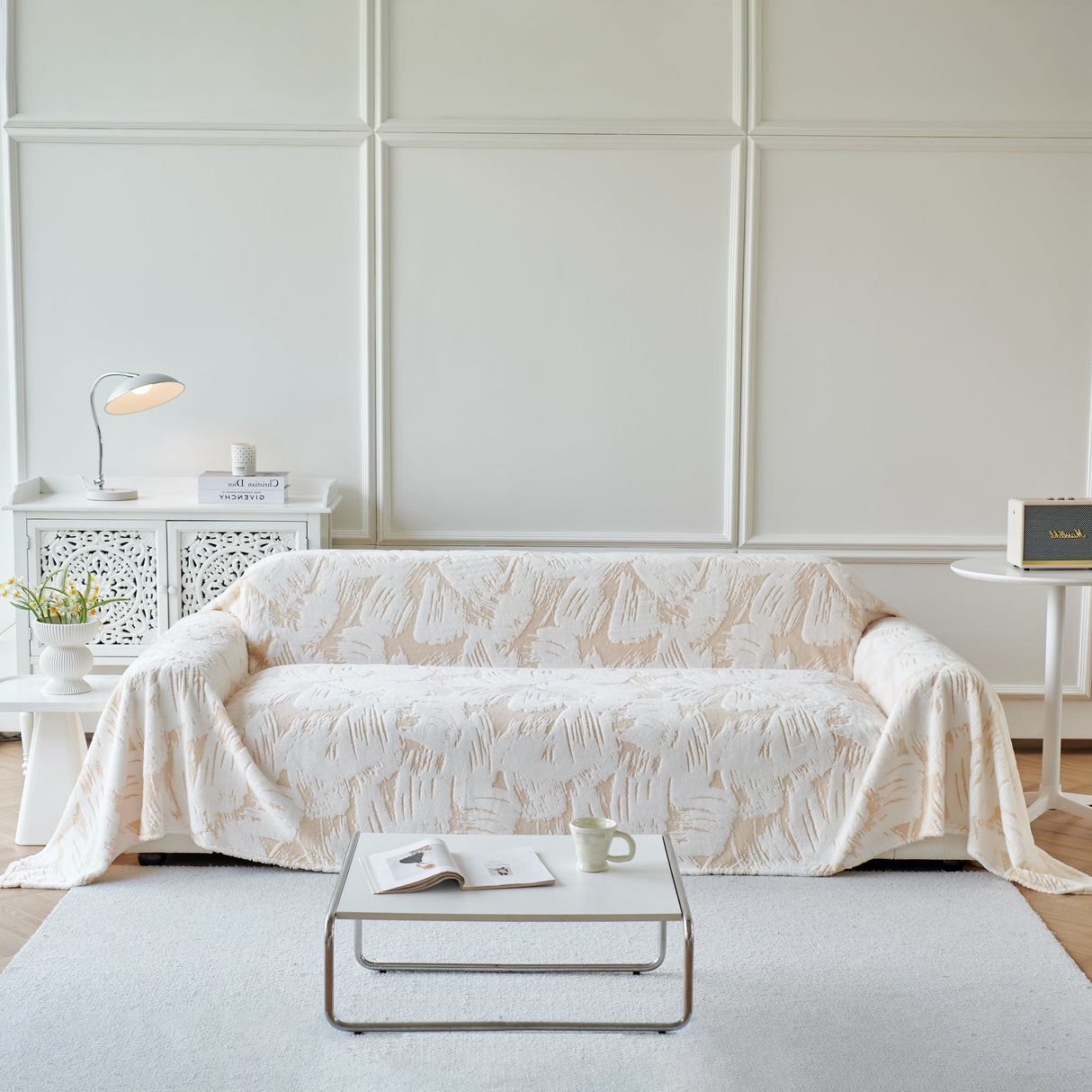 Plush Faux Fur Warm Sofa Cover with Waves Jacquard Textured Throw Blankets for Couch