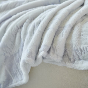 Plush Faux Fur Warm Sofa Cover with Waves Jacquard Textured Throw Blankets for Couch