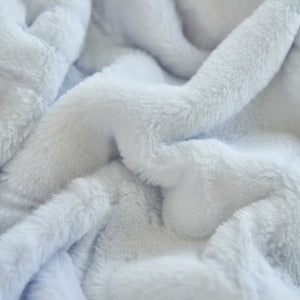 Plush Faux Fur Warm Sofa Cover with Waves Jacquard Textured Throw Blankets for Couch